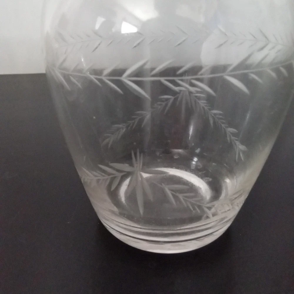 Vintage Style Clear Etched Glass Vase Leaf Wheat Pattern Flared Rim Urn 7 Inch